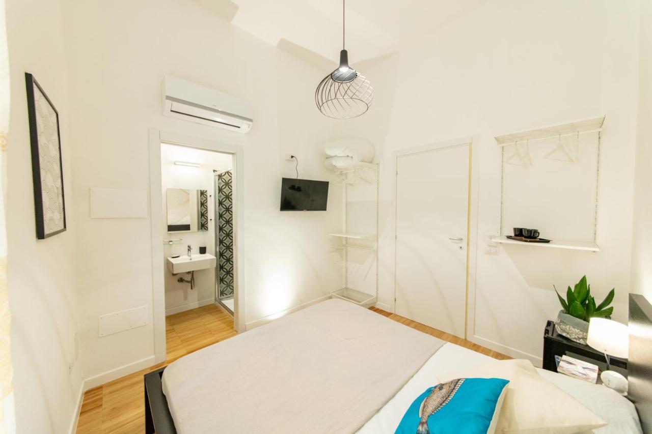 Lele'S Rooms Cagliari Exterior foto